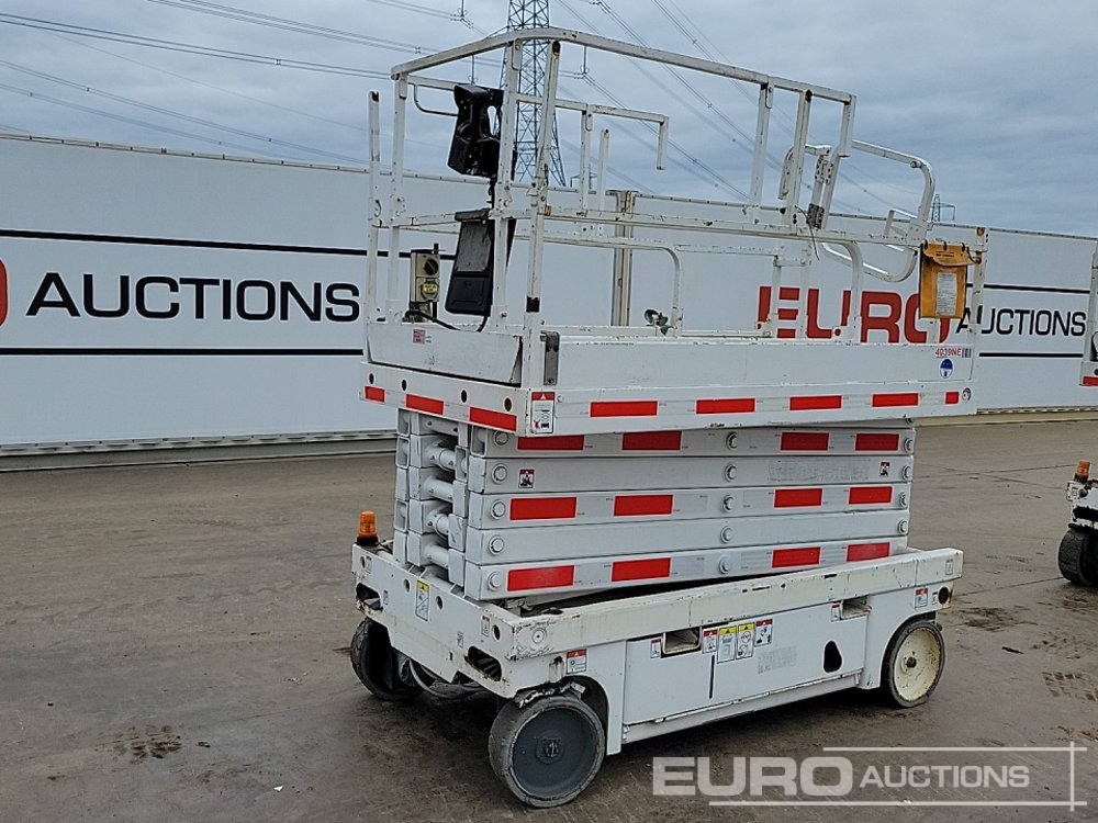 2015 Haulotte Compact 14 - Araçüstü platform: fotoğraf 1 2015 Haulotte Compact 14 - Araçüstü platform: fotoğraf 1