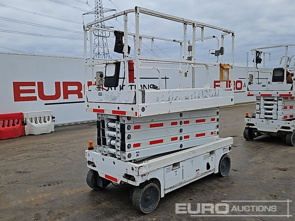 2015 Haulotte Compact 14 - Araçüstü platform: fotoğraf 1 2015 Haulotte Compact 14 - Araçüstü platform: fotoğraf 1