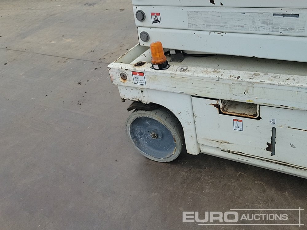 Araçüstü platform 2015 Haulotte Compact 14: fotoğraf 9