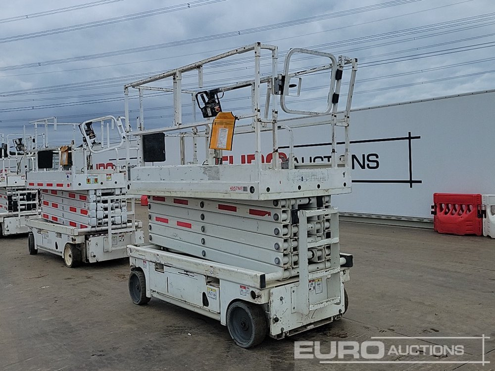 2015 Haulotte Compact 14 - Araçüstü platform: fotoğraf 3 2015 Haulotte Compact 14 - Araçüstü platform: fotoğraf 3