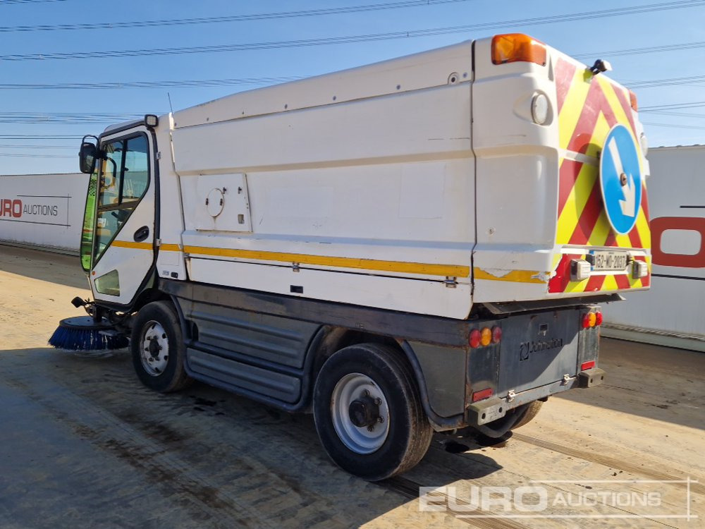 2015 Johnston CX400 - Yol süpürme aracı: fotoğraf 3 2015 Johnston CX400 - Yol süpürme aracı: fotoğraf 3