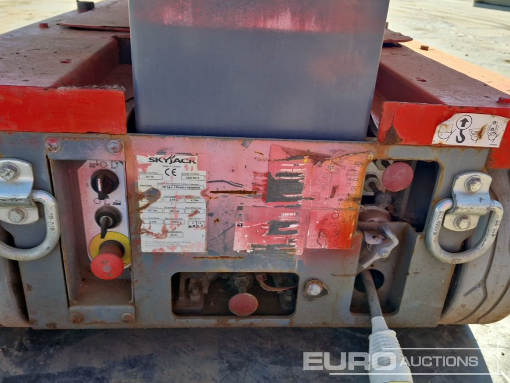 Araçüstü platform 2015 SkyJack SJ16: fotoğraf 13