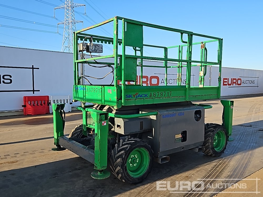 2015 SkyJack SJ6826RT - Araçüstü platform: fotoğraf 1 2015 SkyJack SJ6826RT - Araçüstü platform: fotoğraf 1