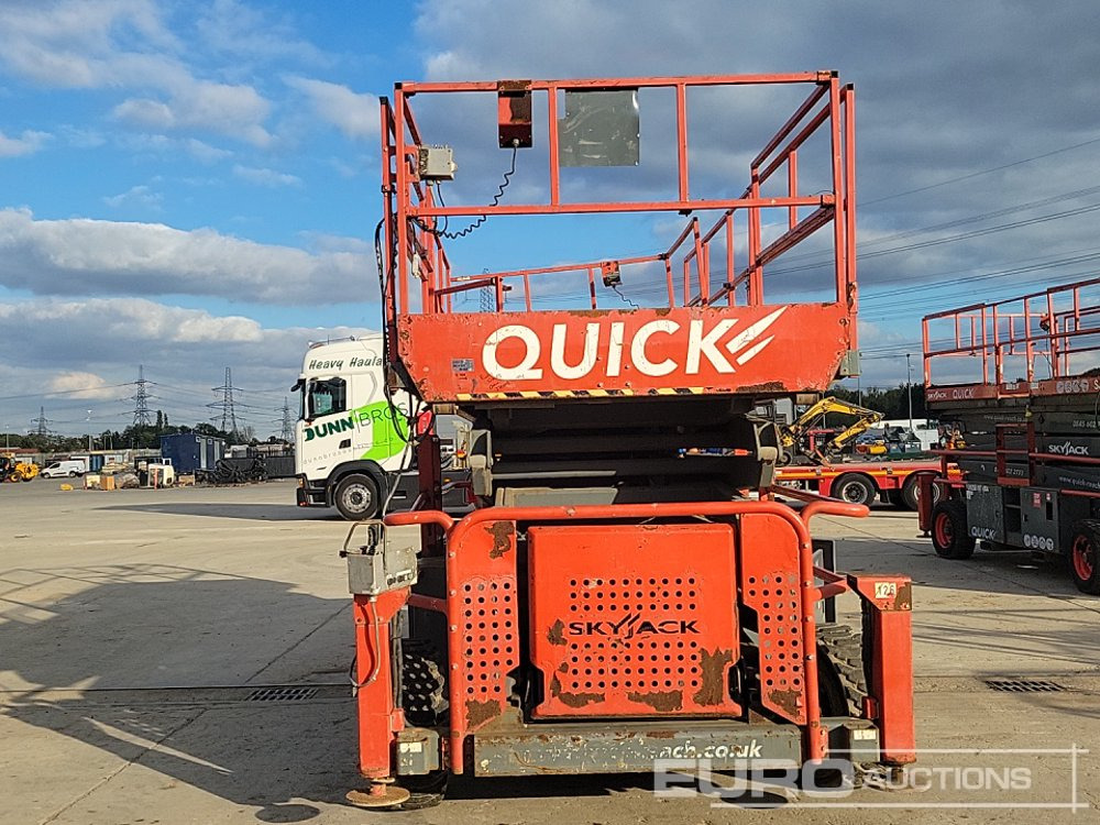 2015 SkyJack SJ9250 - Araçüstü platform: fotoğraf 2 2015 SkyJack SJ9250 - Araçüstü platform: fotoğraf 2