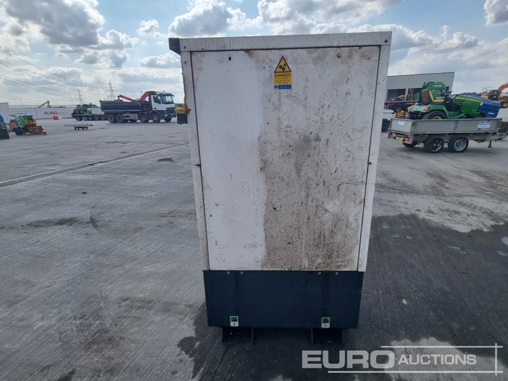 2016 Harrington 12kVA Generator, Kubota Engine - Elektrikli jeneratör: fotoğraf 4 2016 Harrington 12kVA Generator, Kubota Engine - Elektrikli jeneratör: fotoğraf 4
