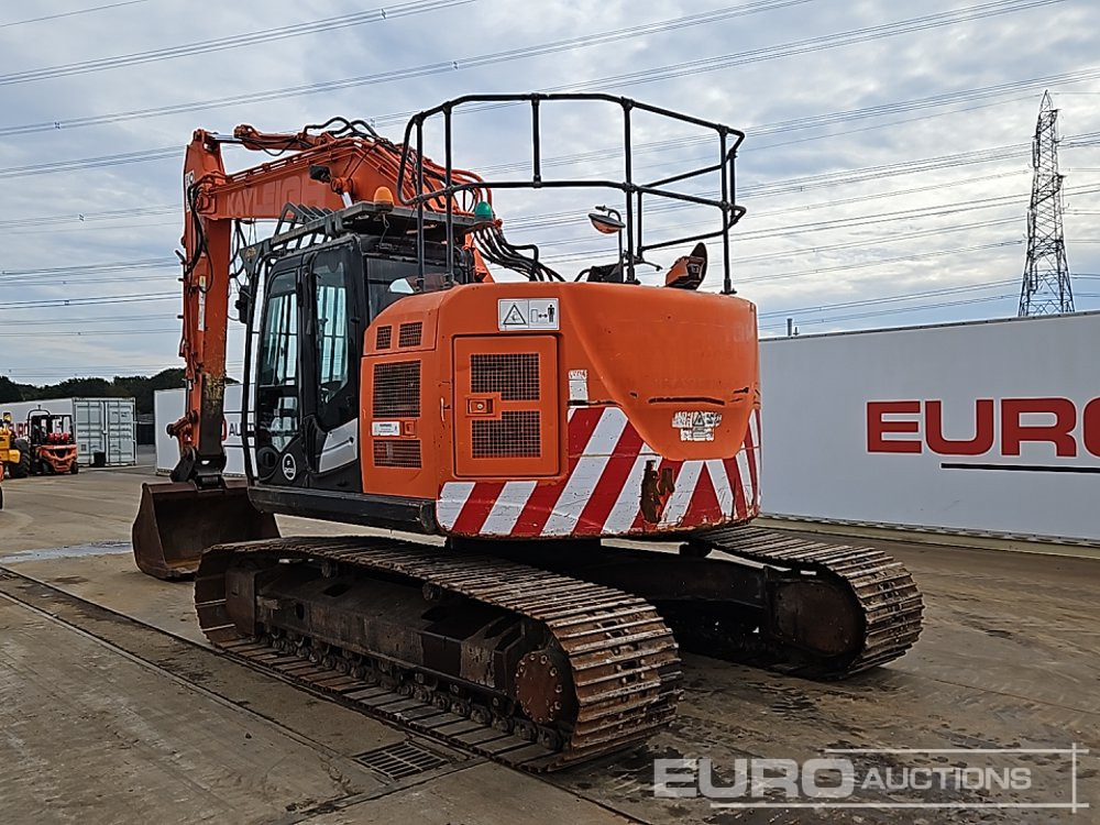 2016 Hitachi ZX225USLC-5B - Paletli ekskavatör: fotoğraf 3 2016 Hitachi ZX225USLC-5B - Paletli ekskavatör: fotoğraf 3