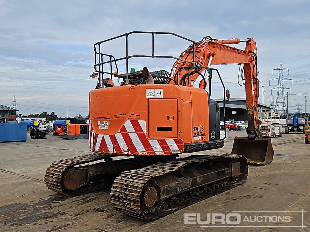 2016 Hitachi ZX225USLC-5B - Paletli ekskavatör: fotoğraf 5 2016 Hitachi ZX225USLC-5B - Paletli ekskavatör: fotoğraf 5