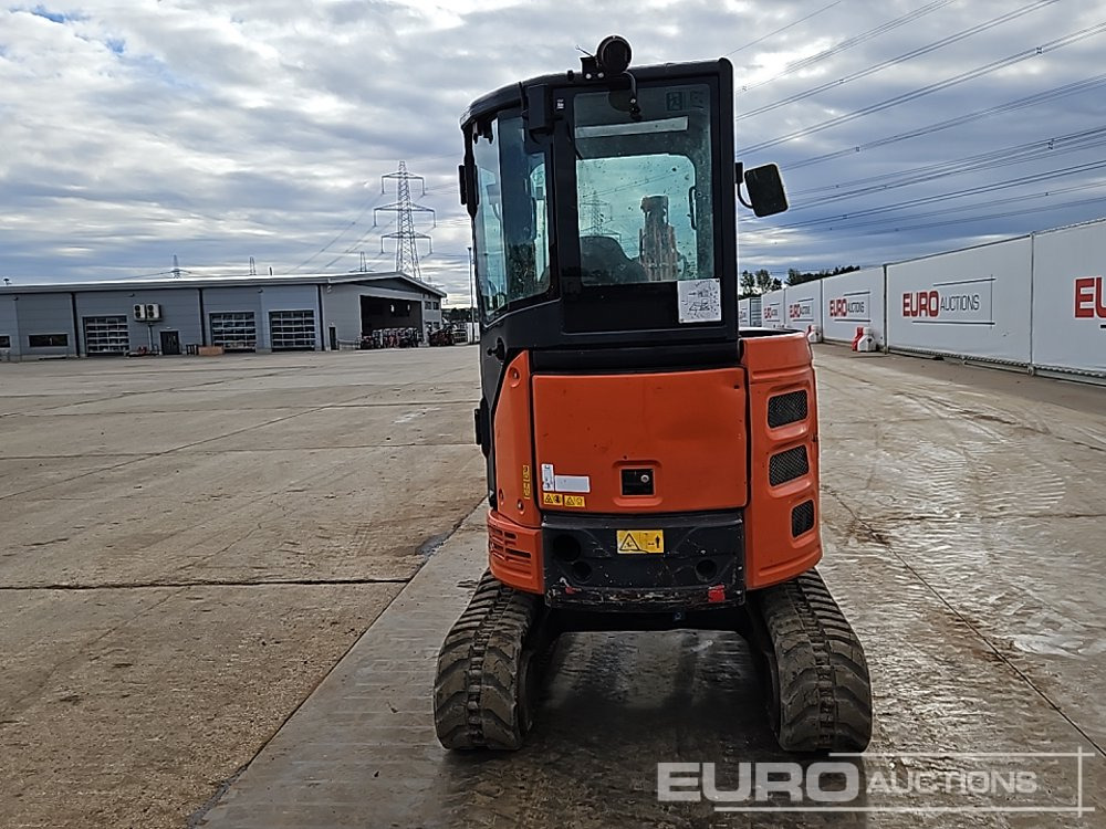 2017 Hitachi ZX26U-5A CR - Mini ekskavatör: fotoğraf 4 2017 Hitachi ZX26U-5A CR - Mini ekskavatör: fotoğraf 4