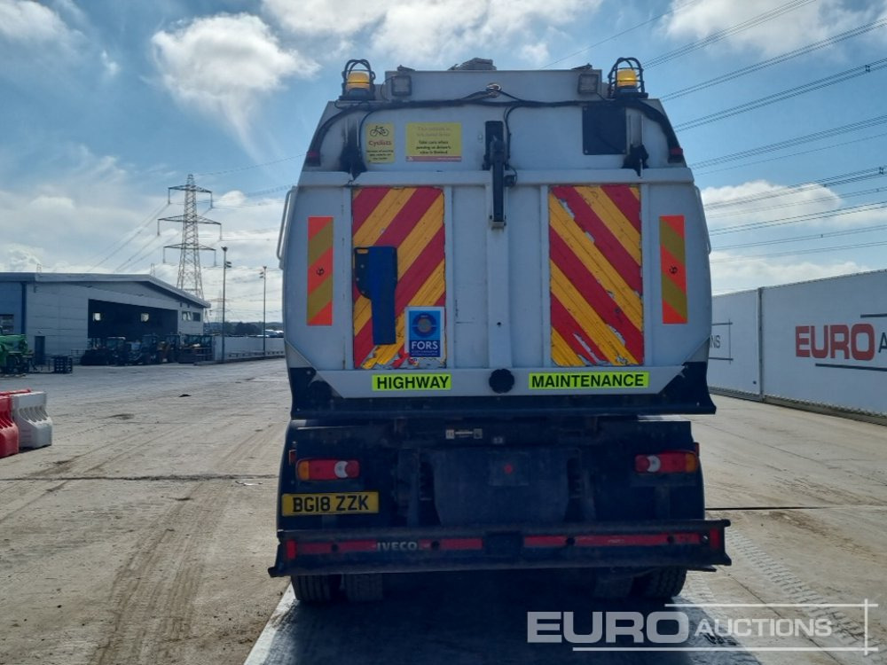 2018 Iveco 150-220 - Yol süpürme aracı: fotoğraf 4 2018 Iveco 150-220 - Yol süpürme aracı: fotoğraf 4