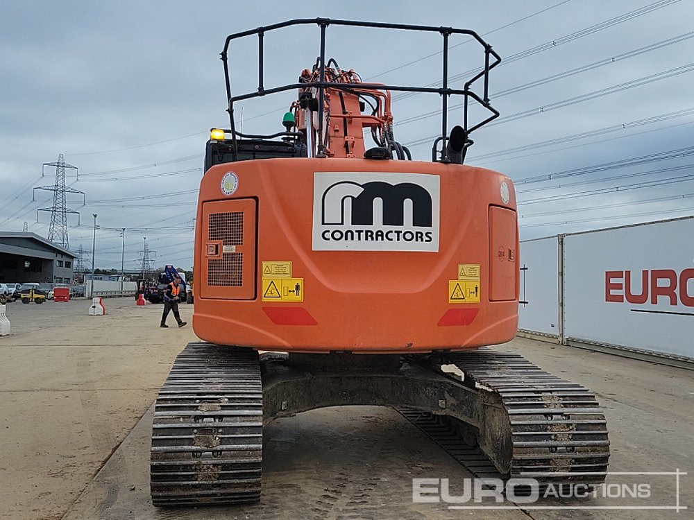 2019 Hitachi ZX225USLC-6 - Paletli ekskavatör: fotoğraf 4 2019 Hitachi ZX225USLC-6 - Paletli ekskavatör: fotoğraf 4