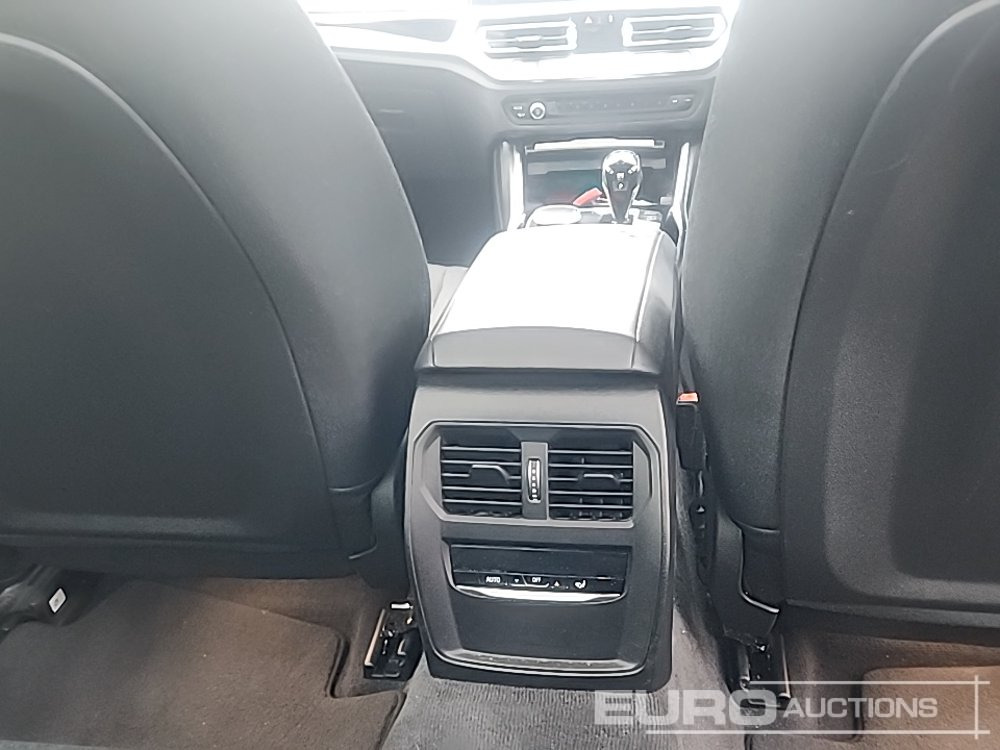 Binek araba 2021 BMW 330E SE PRO: fotoğraf 15 Binek araba 2021 BMW 330E SE PRO: fotoğraf 15