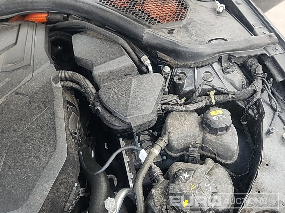 Binek araba 2021 BMW 330E SE PRO: fotoğraf 31 Binek araba 2021 BMW 330E SE PRO: fotoğraf 31