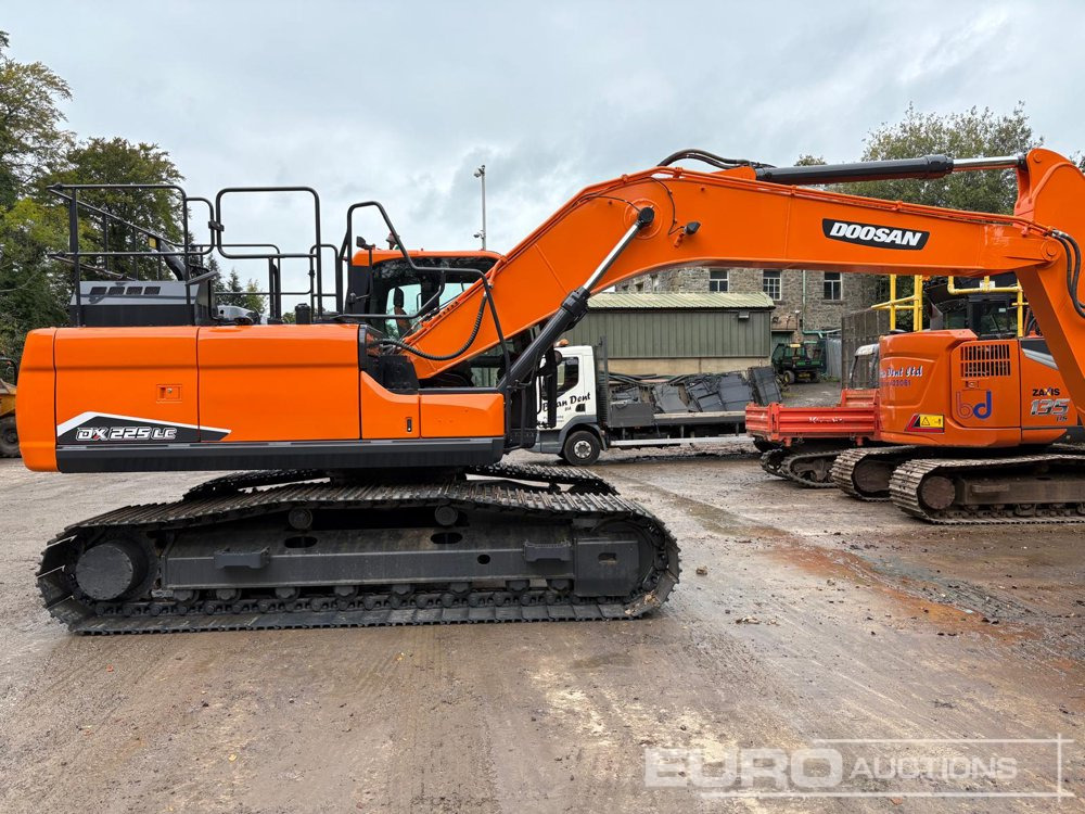 2021 Doosan DX225LC-5 - Paletli ekskavatör: fotoğraf 1 2021 Doosan DX225LC-5 - Paletli ekskavatör: fotoğraf 1