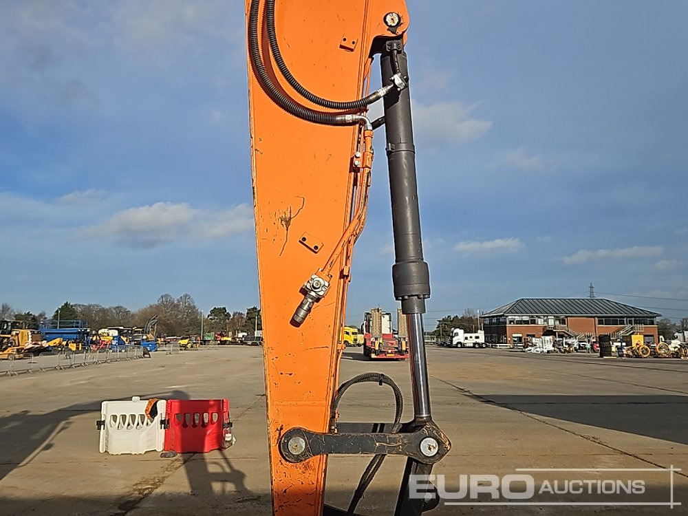 Paletli ekskavatör 2023 Doosan DX140LCR-7: fotoğraf 23