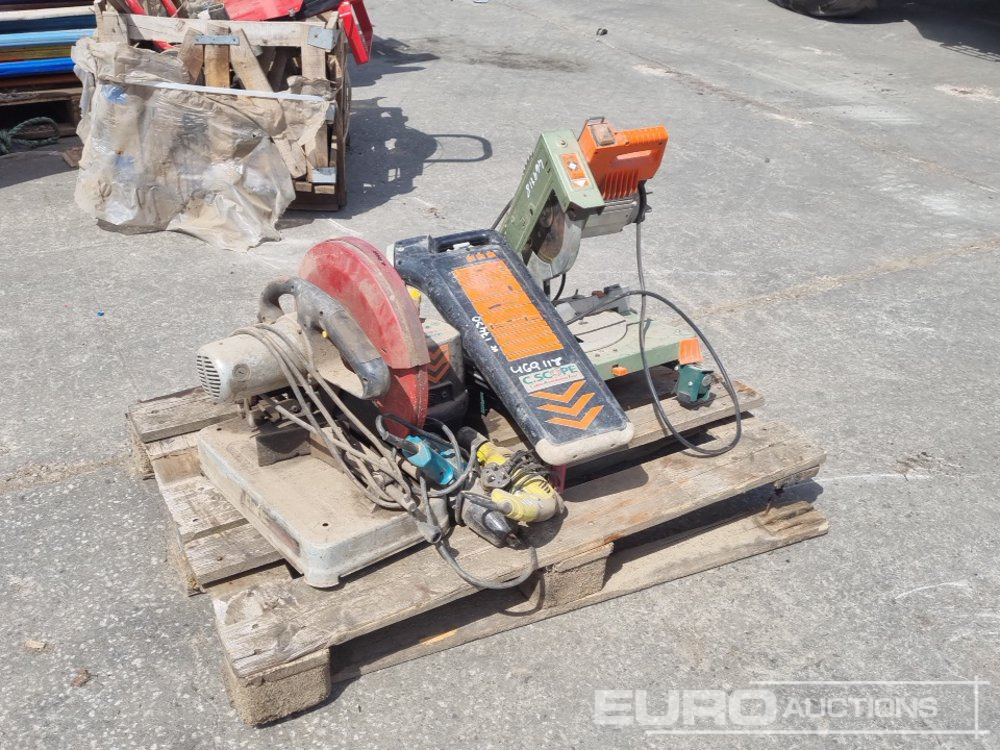 230Volt Crcular Saw (2 of), Scope Radio Detector (2 of), Makita 110Volt Impact Wrench, Ryobi 230Volt Drill - İnşaat ekipmanı: fotoğraf 1 230Volt Crcular Saw (2 of), Scope Radio Detector (2 of), Makita 110Volt Impact Wrench, Ryobi 230Volt Drill - İnşaat ekipmanı: fotoğraf 1