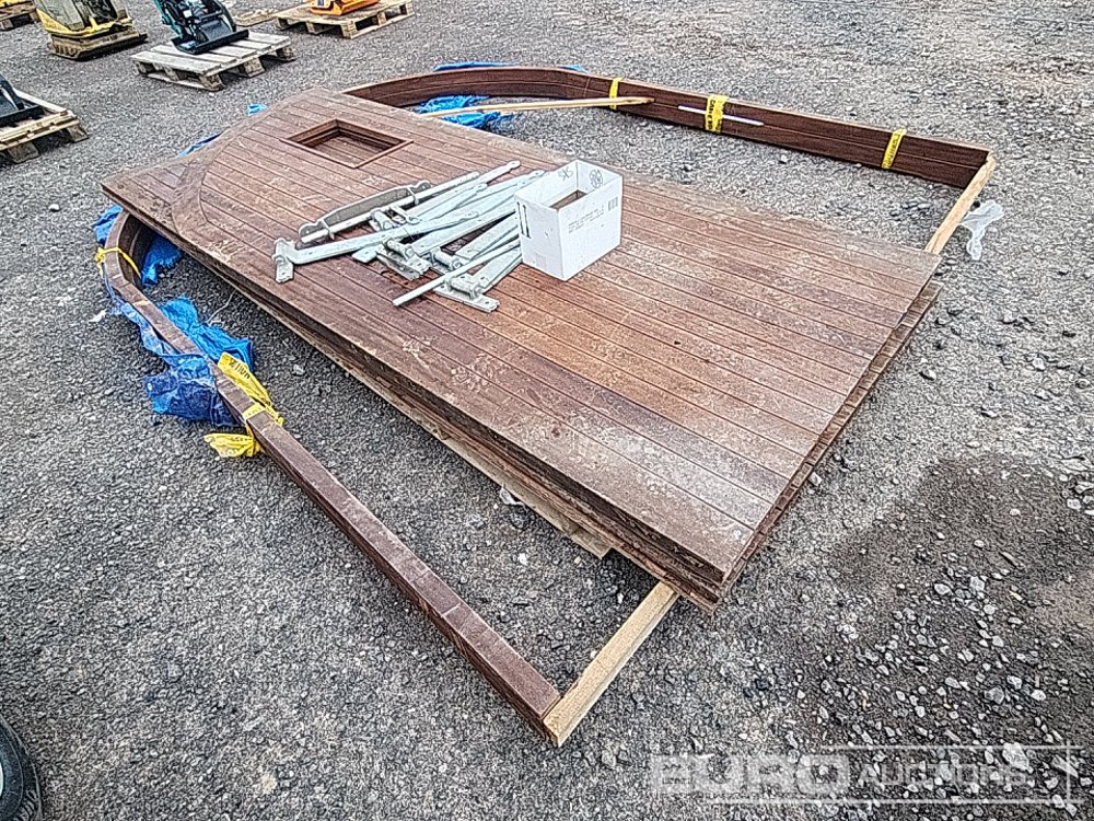 9' Mahogany Doors, Hinges & Frame - İnşaat ekipmanı: fotoğraf 2 9' Mahogany Doors, Hinges & Frame - İnşaat ekipmanı: fotoğraf 2