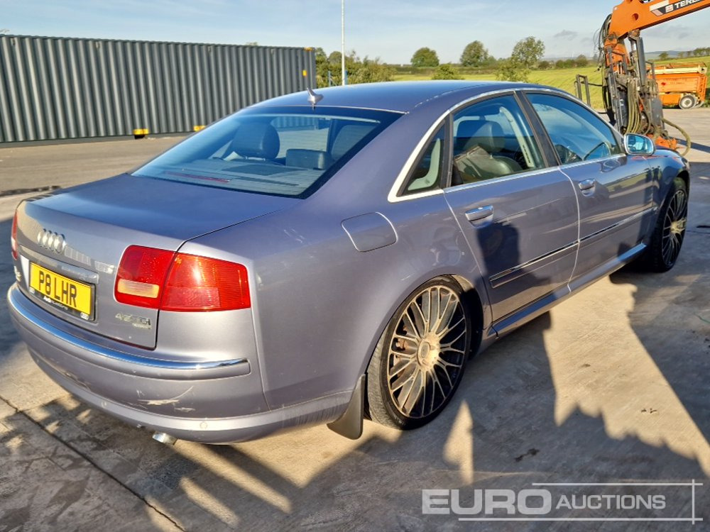 Audi A8 - Binek araba: fotoğraf 5 Audi A8 - Binek araba: fotoğraf 5