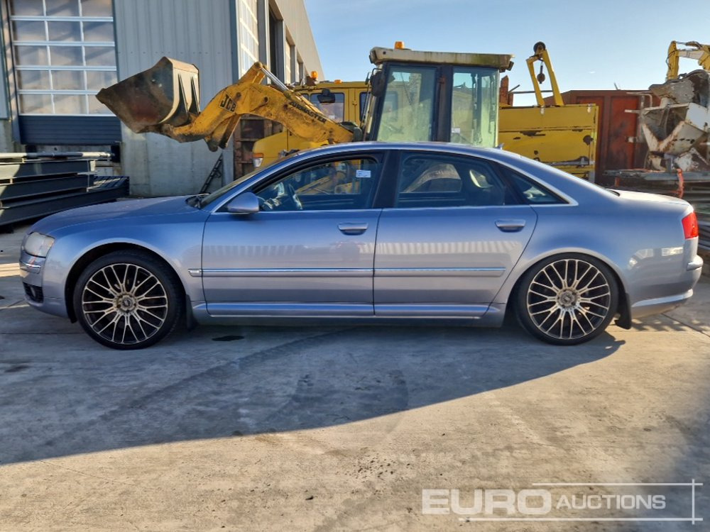 Audi A8 - Binek araba: fotoğraf 2 Audi A8 - Binek araba: fotoğraf 2