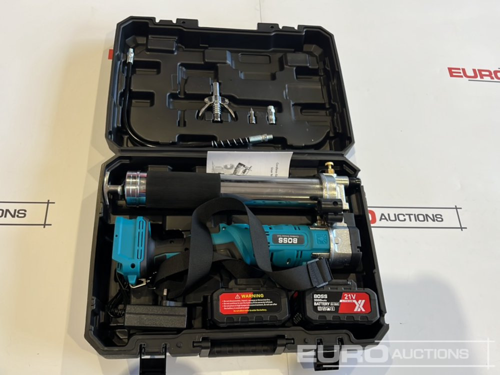 Boss 21 Volt Lithium Battery Cordless Grease Gun, 2 Batteries, Charger, Case, Shoulder Strap, Extension Pieces and Fittings - İnşaat ekipmanı: fotoğraf 3 Boss 21 Volt Lithium Battery Cordless Grease Gun, 2 Batteries, Charger, Case, Shoulder Strap, Extension Pieces and Fittings - İnşaat ekipmanı: fotoğraf 3