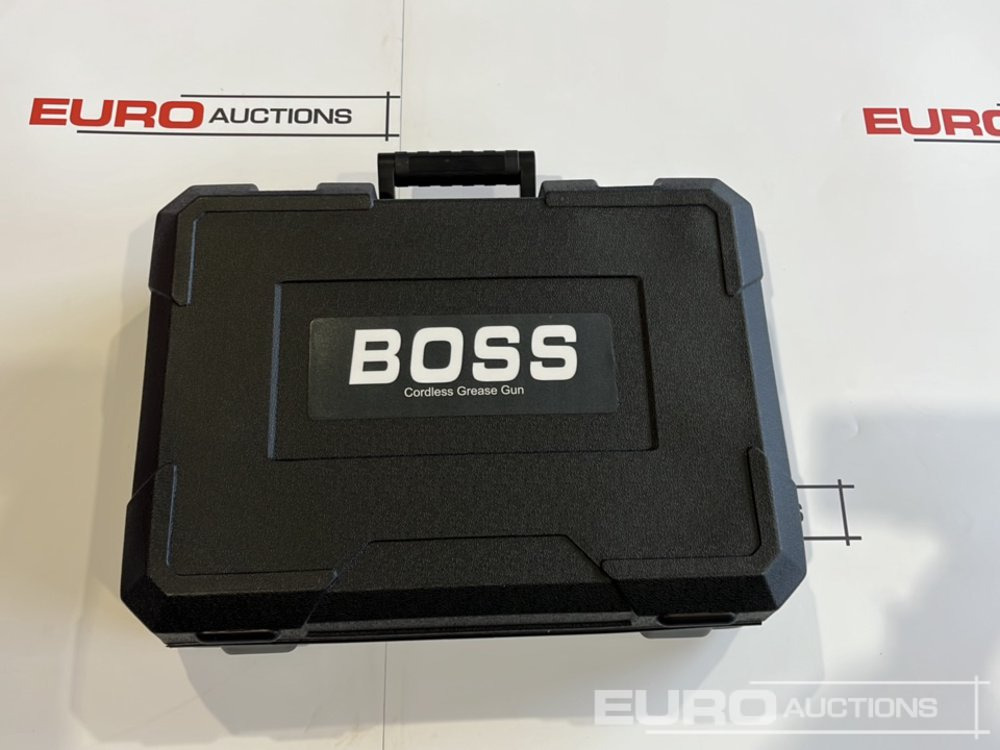 Boss 21 Volt Lithium Battery Cordless Grease Gun, 2 Batteries, Charger, Case, Shoulder Strap, Extension Pieces and Fittings - İnşaat ekipmanı: fotoğraf 1 Boss 21 Volt Lithium Battery Cordless Grease Gun, 2 Batteries, Charger, Case, Shoulder Strap, Extension Pieces and Fittings - İnşaat ekipmanı: fotoğraf 1