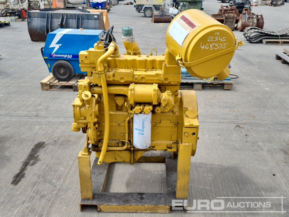 Caterpillar 4 Cylinder Engine - Motor: fotoğraf 2 Caterpillar 4 Cylinder Engine - Motor: fotoğraf 2
