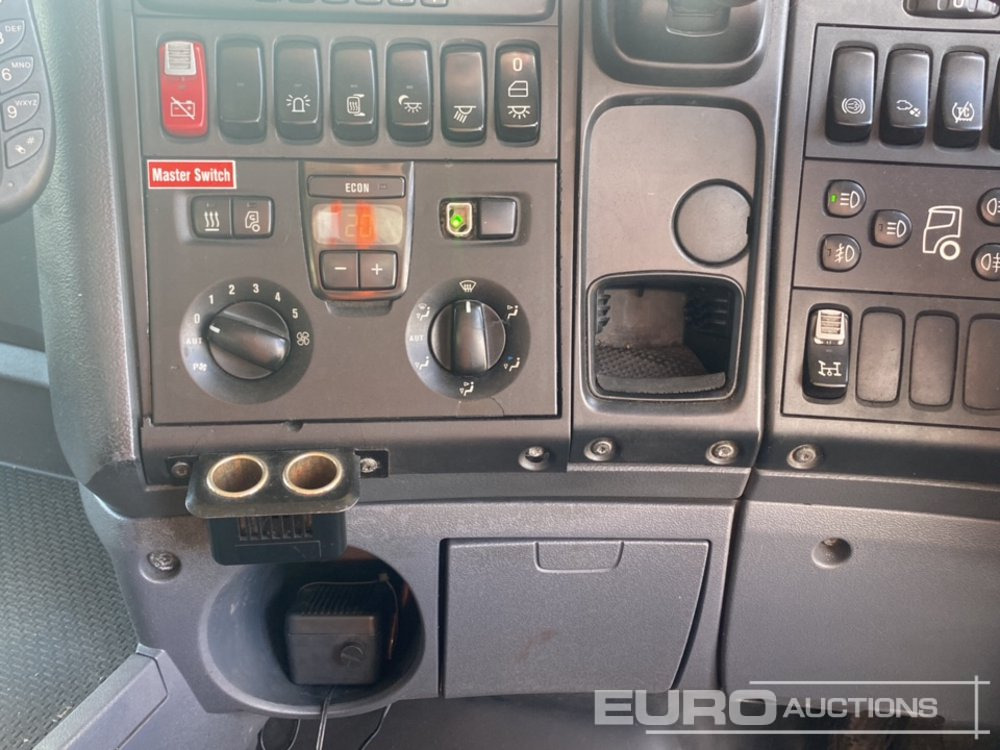 Çekici Scania R420: fotoğraf 32