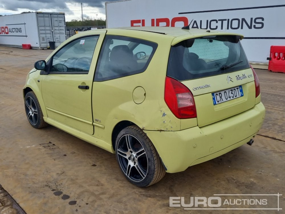 Citroen C2 - Binek araba: fotoğraf 3 Citroen C2 - Binek araba: fotoğraf 3