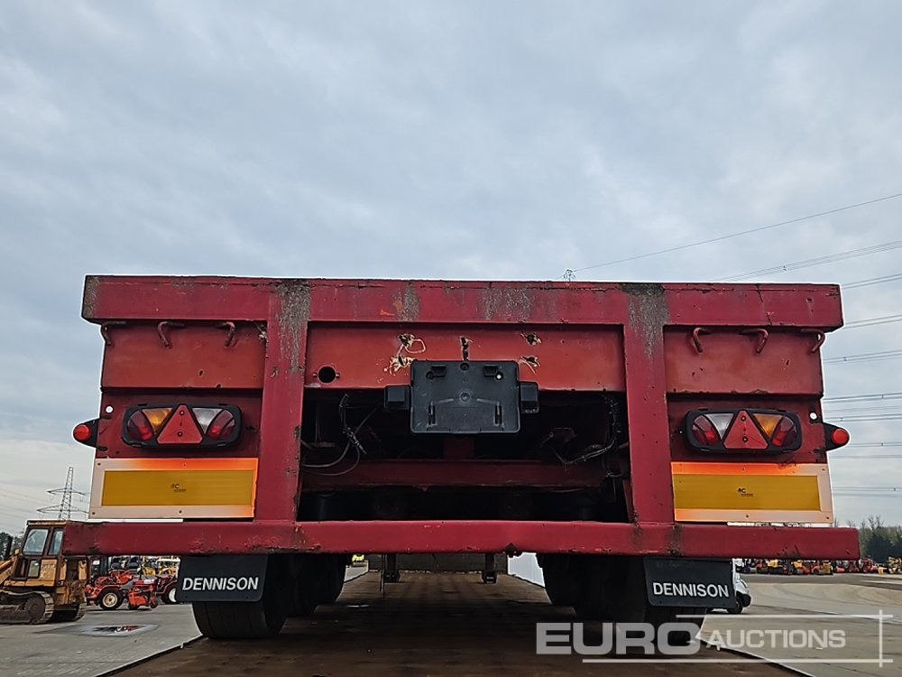 Dennison Trailers Tri Axle Extendable Flat Bed Trailer - Açık/ Sal dorse: fotoğraf 4 Dennison Trailers Tri Axle Extendable Flat Bed Trailer - Açık/ Sal dorse: fotoğraf 4