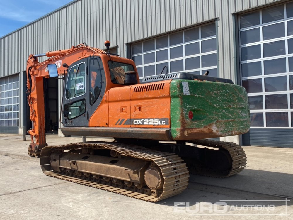 Doosan DX225LC - Paletli ekskavatör: fotoğraf 3 Doosan DX225LC - Paletli ekskavatör: fotoğraf 3