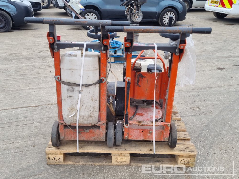 Husqvarna FS400LV - Asfalt döşeme aracı: fotoğraf 4 Husqvarna FS400LV - Asfalt döşeme aracı: fotoğraf 4