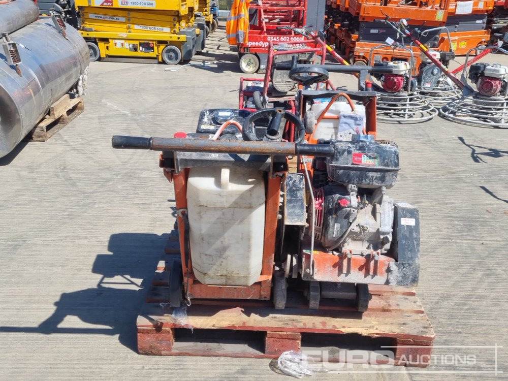 Husqvarna FS400LV - Asfalt döşeme aracı: fotoğraf 4 Husqvarna FS400LV - Asfalt döşeme aracı: fotoğraf 4