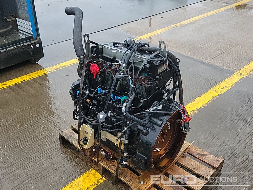 John Deere 4 Cylinder Engine - Motor: fotoğraf 3 John Deere 4 Cylinder Engine - Motor: fotoğraf 3