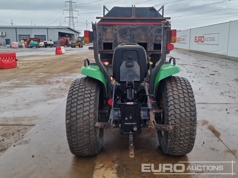 John Deere 4300 - Küçük traktör: fotoğraf 4 John Deere 4300 - Küçük traktör: fotoğraf 4