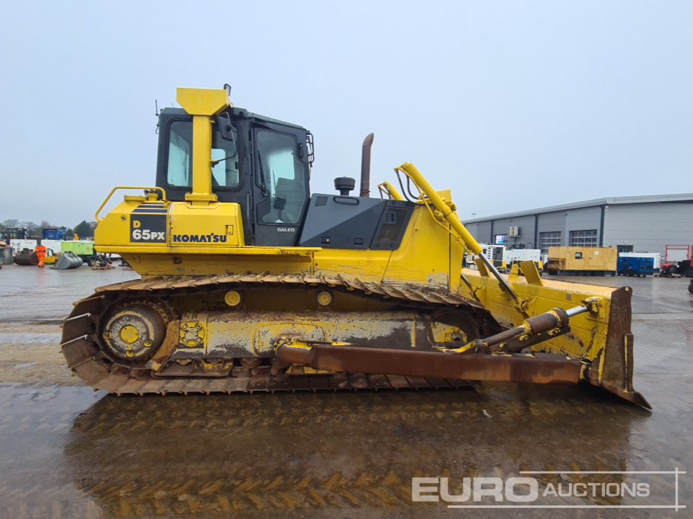 Buldozer Komatsu D65PX-15: fotoğraf 6