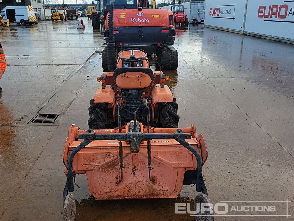 Kubota B1200 - Küçük traktör: fotoğraf 4 Kubota B1200 - Küçük traktör: fotoğraf 4
