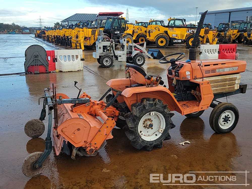 Kubota B1200 - Küçük traktör: fotoğraf 5 Kubota B1200 - Küçük traktör: fotoğraf 5