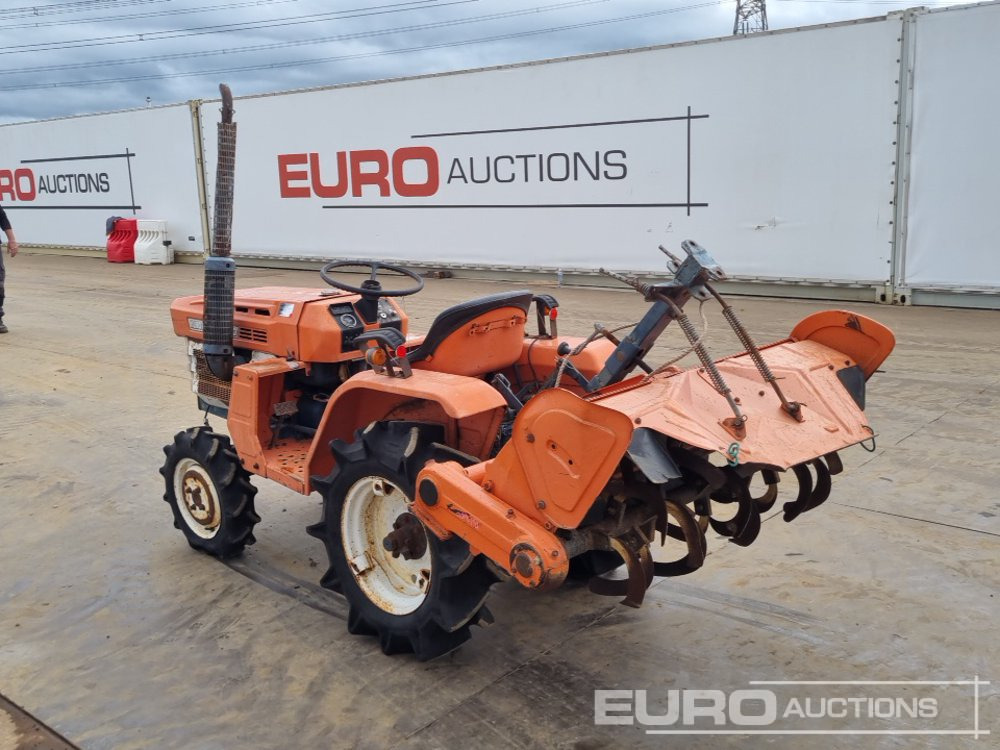 Kubota B1400 - Küçük traktör: fotoğraf 3 Kubota B1400 - Küçük traktör: fotoğraf 3