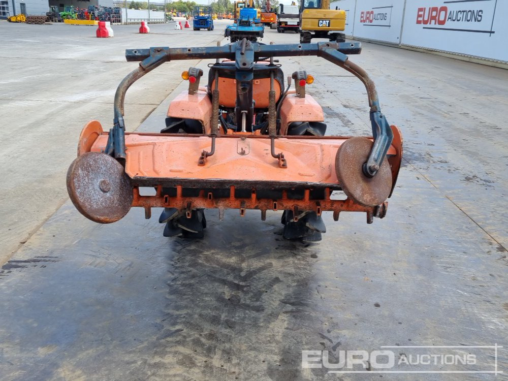 Kubota B1400 - Küçük traktör: fotoğraf 4 Kubota B1400 - Küçük traktör: fotoğraf 4