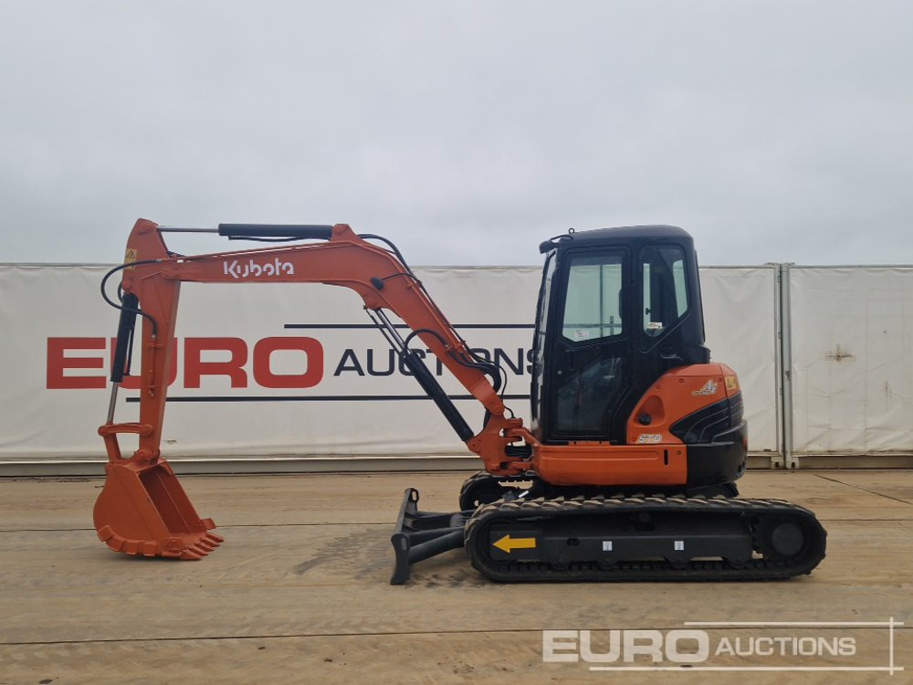 Kubota U55-4 - Mini ekskavatör: fotoğraf 2 Kubota U55-4 - Mini ekskavatör: fotoğraf 2
