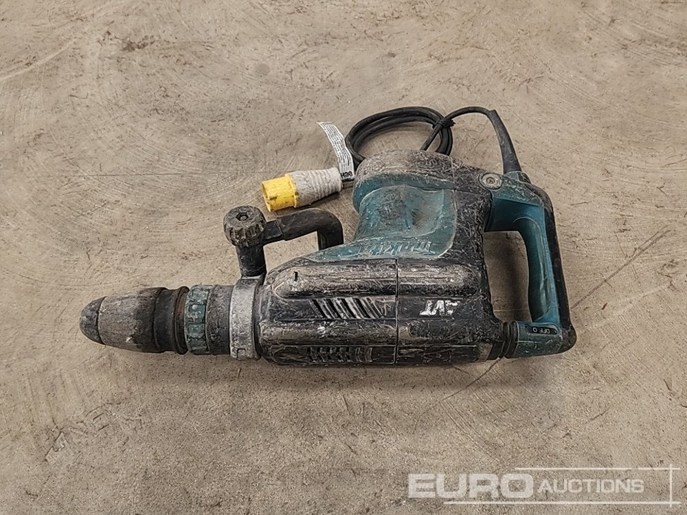 Makita HR1213C 110 Volt Breaker - İnşaat ekipmanı: fotoğraf 4 Makita HR1213C 110 Volt Breaker - İnşaat ekipmanı: fotoğraf 4