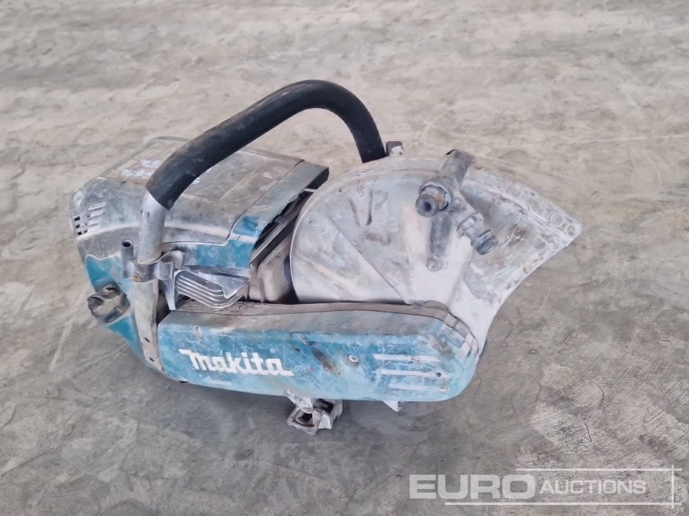 Makita Petrol Con Saw (Spares) - Garaj ekipman: fotoğraf 4 Makita Petrol Con Saw (Spares) - Garaj ekipman: fotoğraf 4