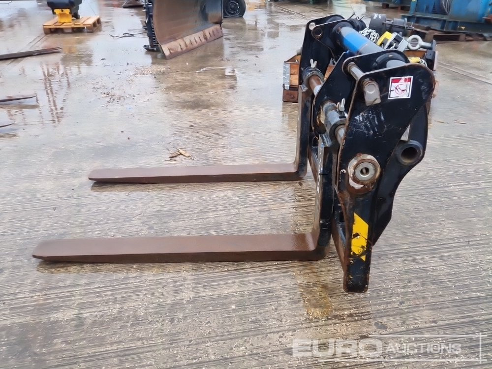 2015 Haulotte Fork Frame & Forks to suit Telehandler - Malzeme taşıma ekipmanı: fotoğraf 2 2015 Haulotte Fork Frame & Forks to suit Telehandler - Malzeme taşıma ekipmanı: fotoğraf 2