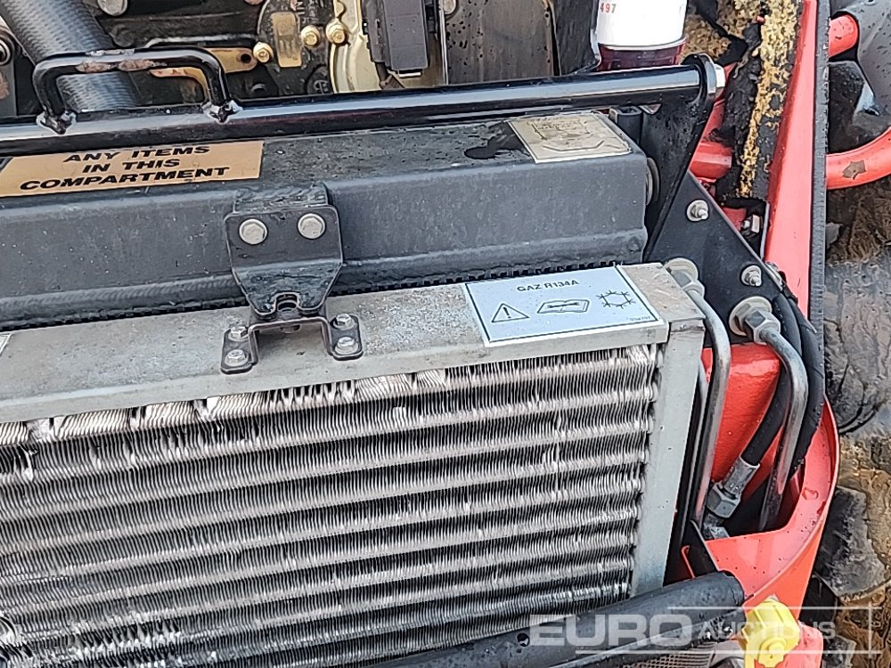 Teleskopik yükleyici Manitou MLT627T: fotoğraf 38 Teleskopik yükleyici Manitou MLT627T: fotoğraf 38