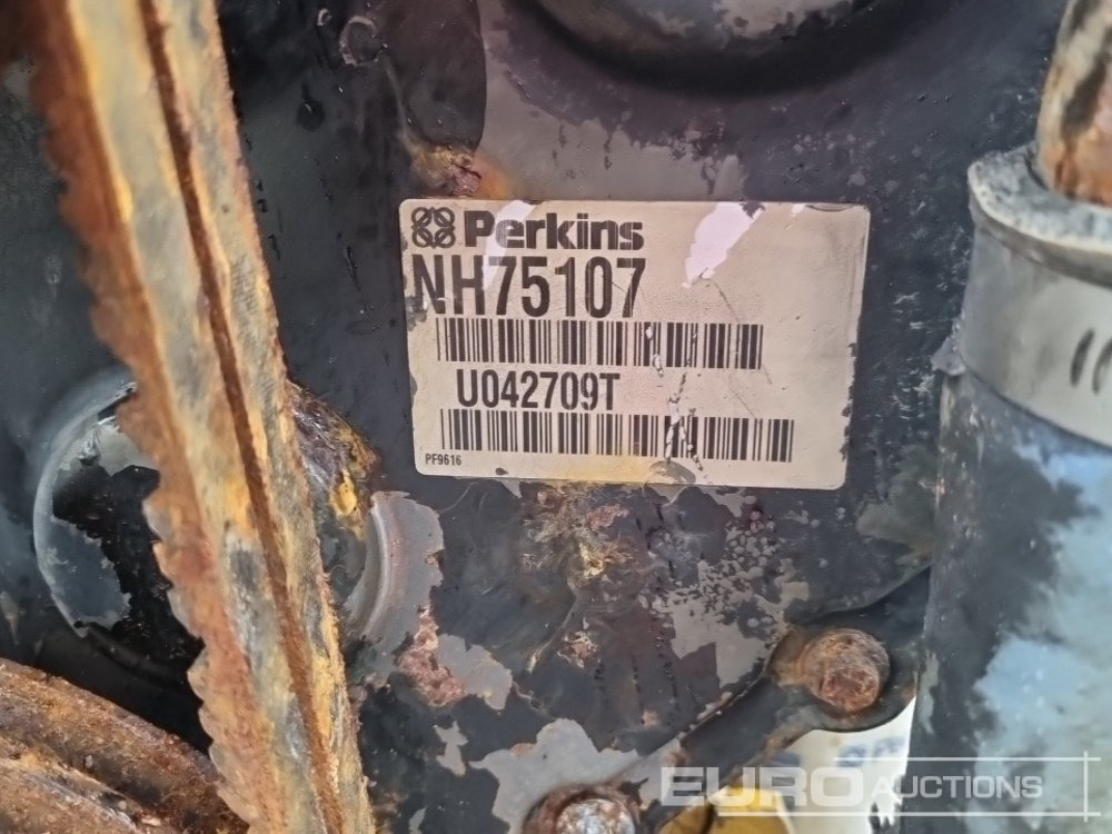 Motor Perkins CAT C4.4 1104C: fotoğraf 11