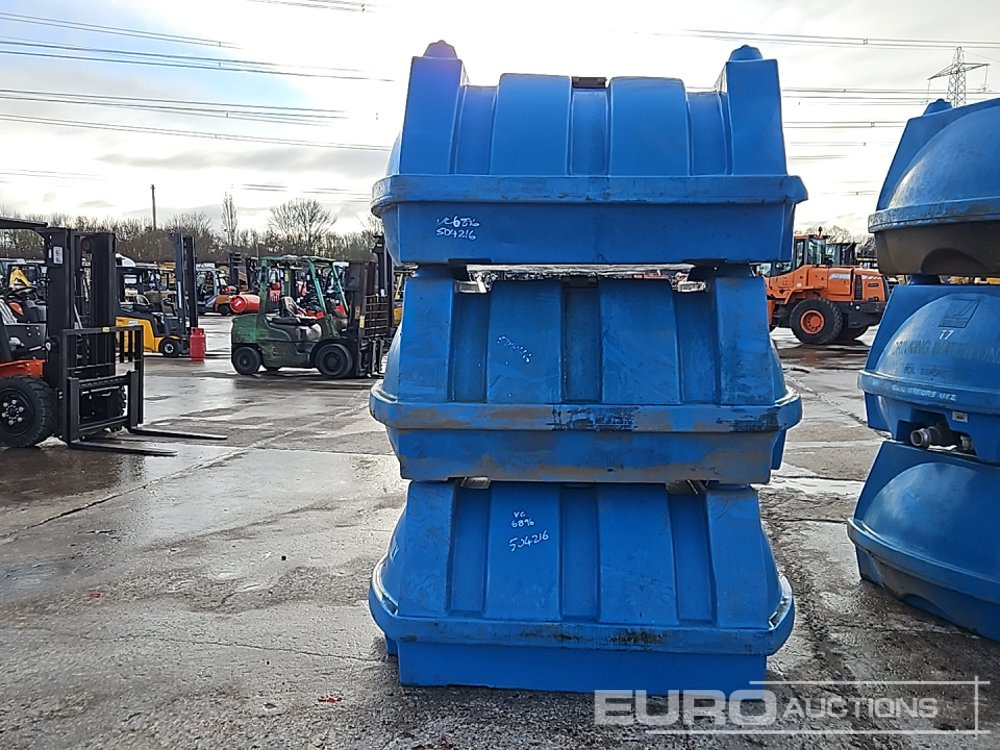 Plastic Water Bowser (3 of) - Depolama tankı: fotoğraf 2 Plastic Water Bowser (3 of) - Depolama tankı: fotoğraf 2