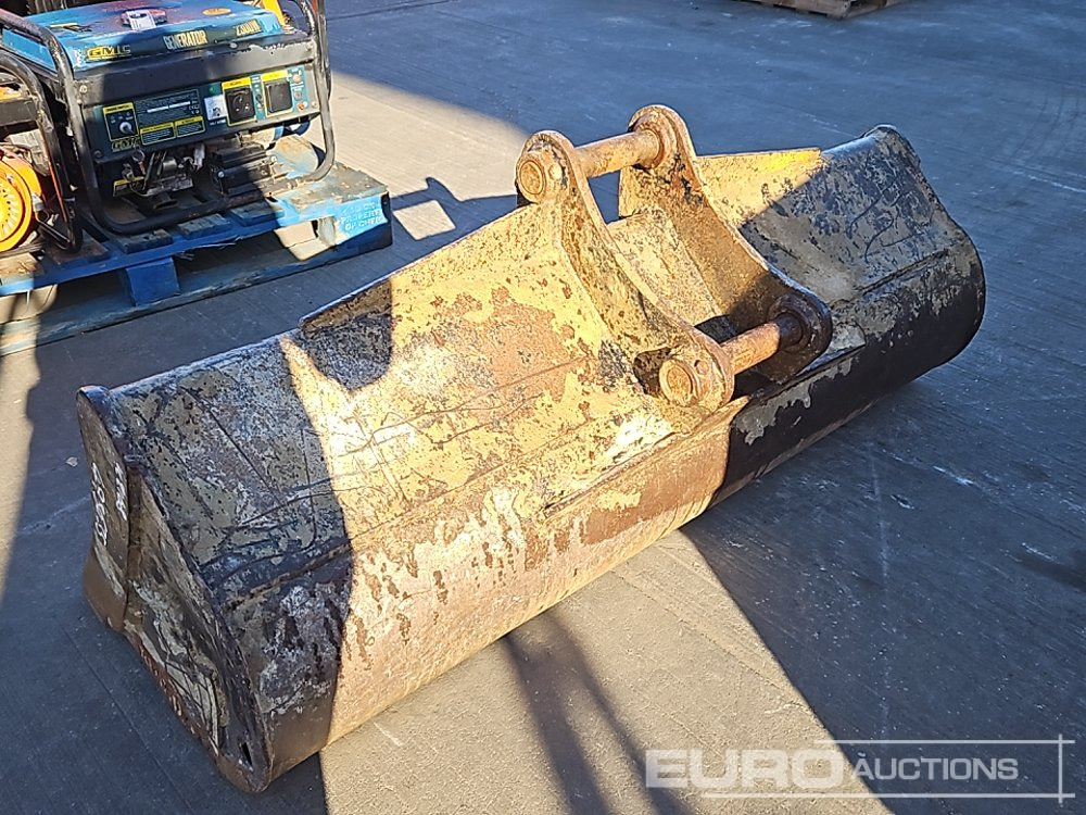 Rhinox 60" Ditching Bucket 45mm Pin to suit 4-6 Ton Excavator - Kova: fotoğraf 3 Rhinox 60" Ditching Bucket 45mm Pin to suit 4-6 Ton Excavator - Kova: fotoğraf 3