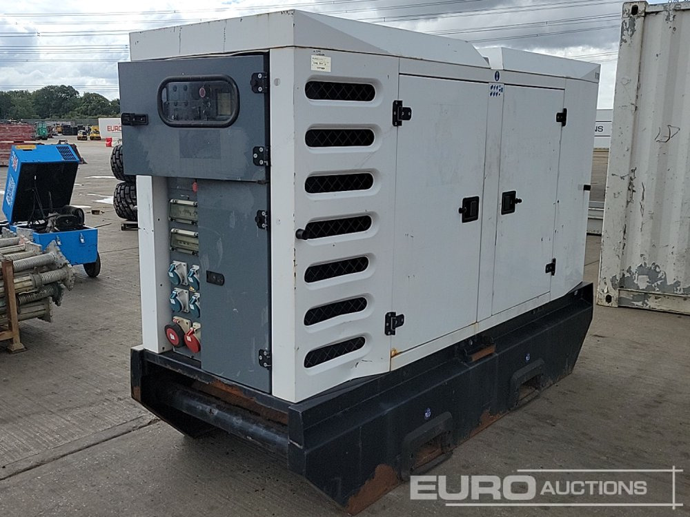 SDMO R110 - Elektrikli jeneratör: fotoğraf 1 SDMO R110 - Elektrikli jeneratör: fotoğraf 1