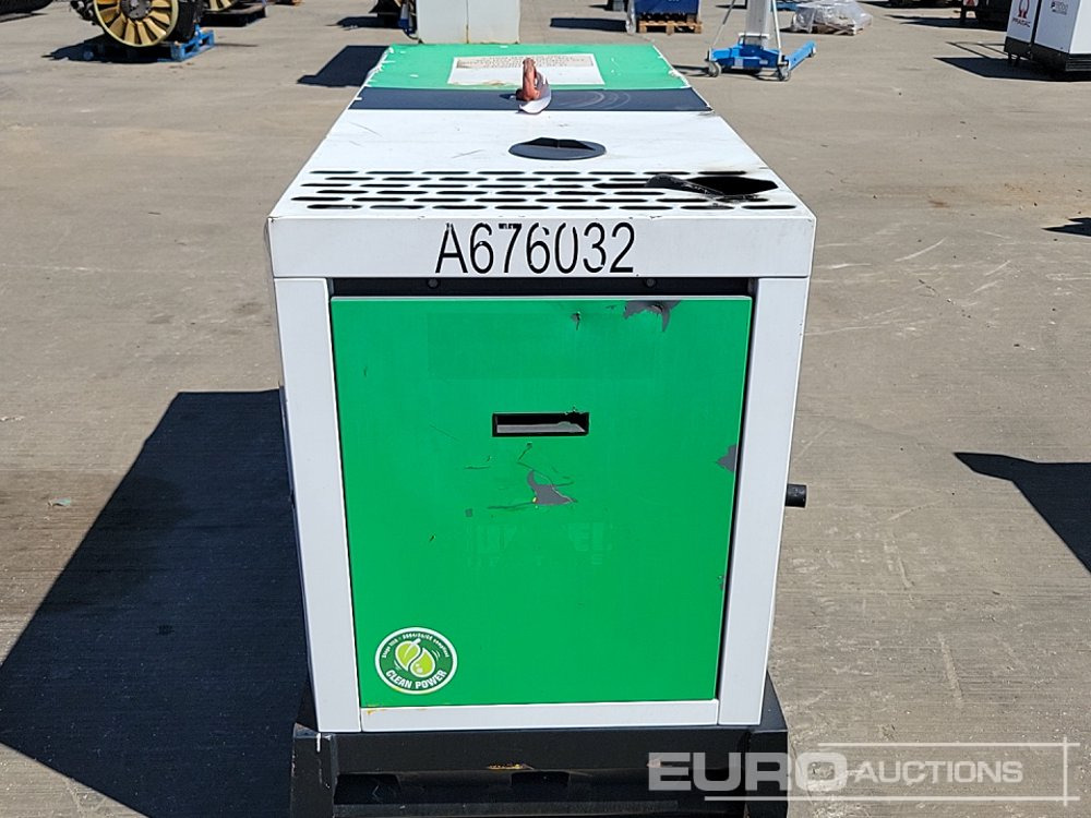 SDMO R22 - Elektrikli jeneratör: fotoğraf 2 SDMO R22 - Elektrikli jeneratör: fotoğraf 2