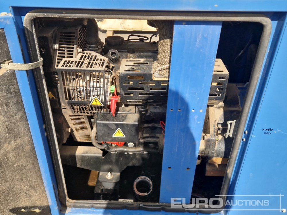 Elektrikli jeneratör SDMO T12KM: fotoğraf 17