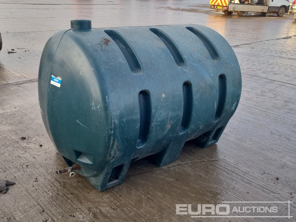 Static Plastic Fuel Bowser - Depolama tankı: fotoğraf 5 Static Plastic Fuel Bowser - Depolama tankı: fotoğraf 5